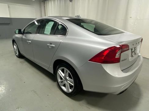 Used 2014 Volvo S60 T5 AWD/4WD image 2