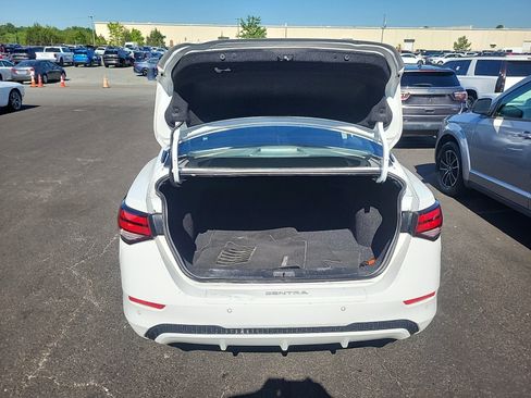 Used 2022 Nissan Sentra SV w/ All-Weather Package FWD image 15