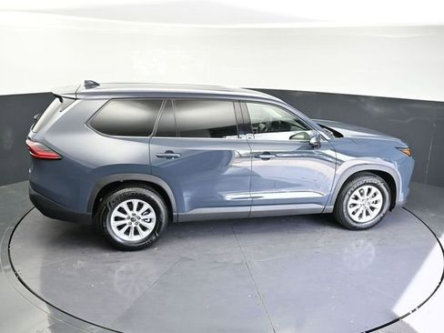 Used 2025 Toyota Grand Highlander AWD image 29