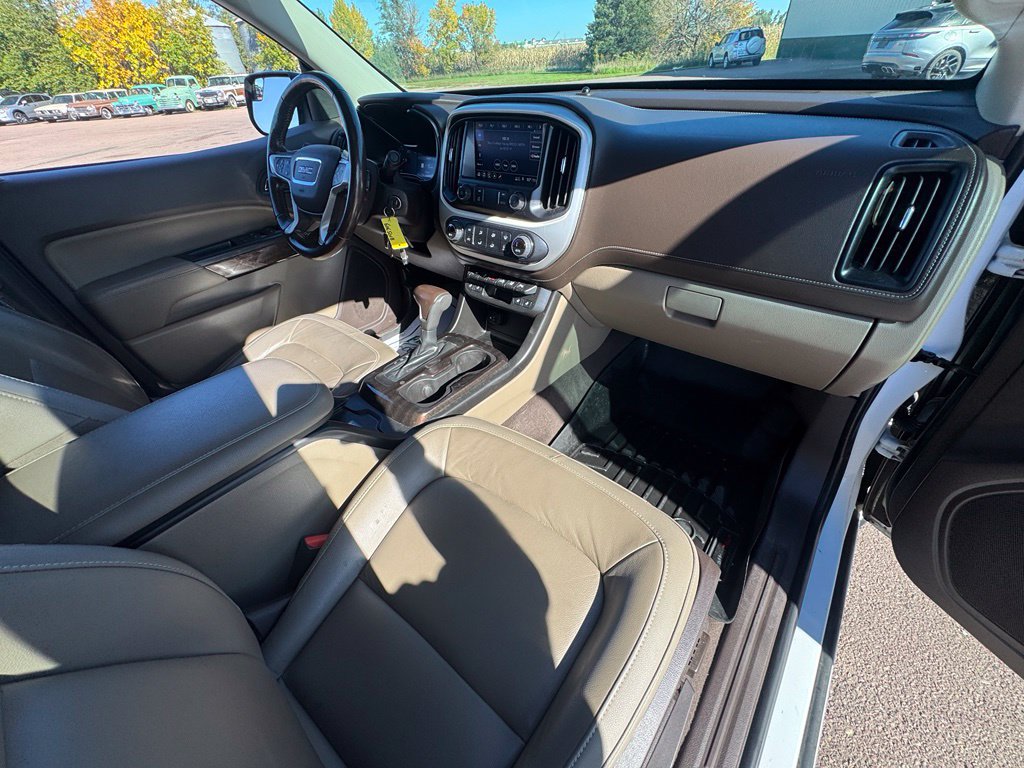 Used 2019 GMC Canyon SLT w/ Driver Alert Package AWD/4WD image 22
