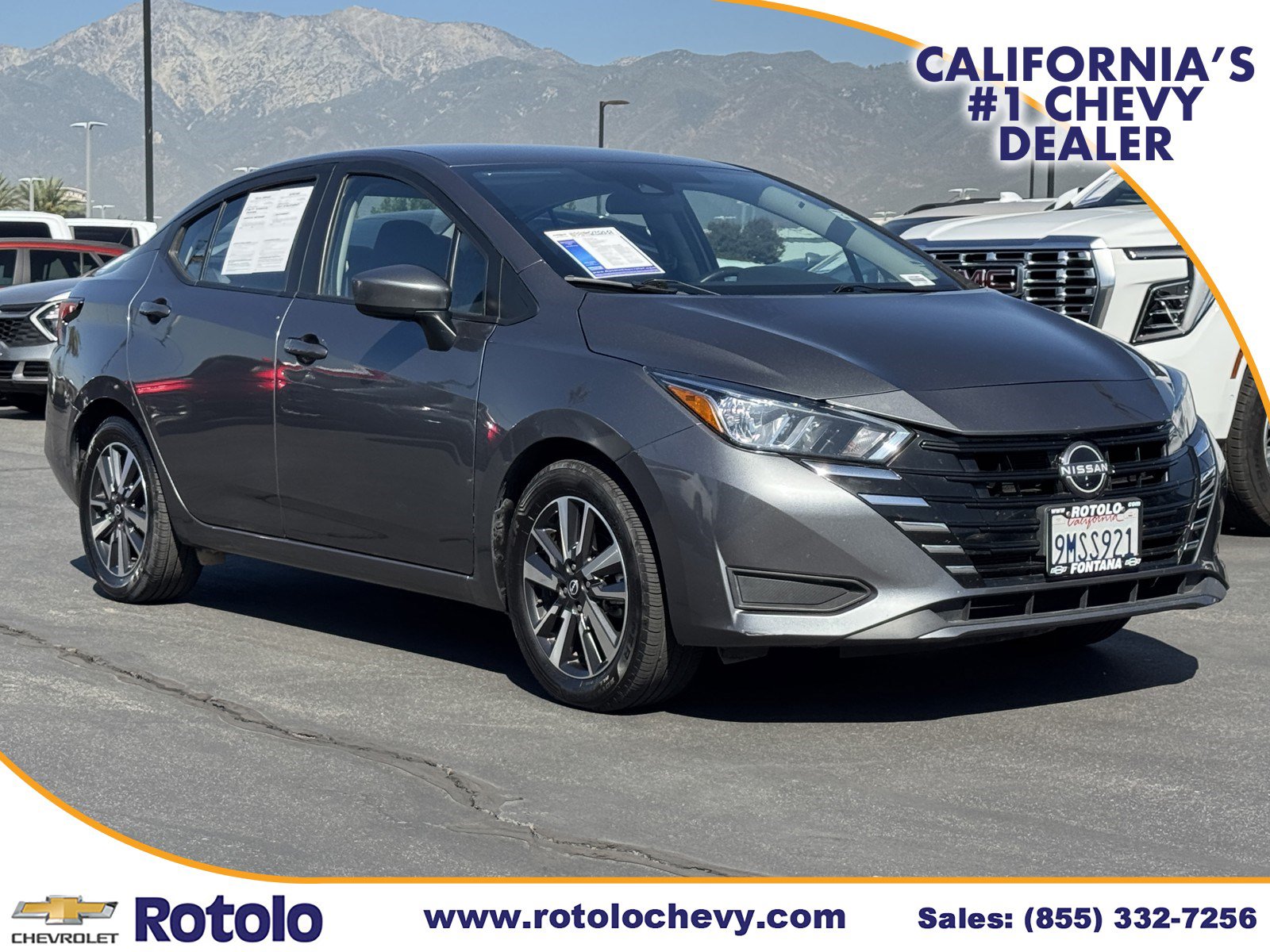 Used 2024 Nissan Versa SV FWD image 1