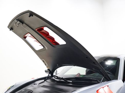 Used 2025 Porsche 911 GT3 RS w/ Weissach Package RWD image 50