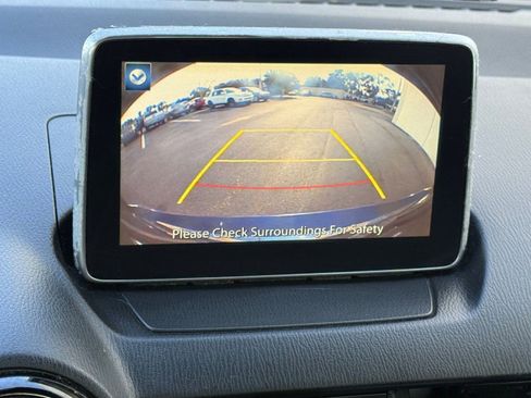 Used 2017 Toyota Yaris iA image 25