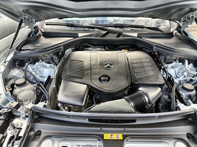 Used 2023 Mercedes-Benz GLC 300 4MATIC image 26
