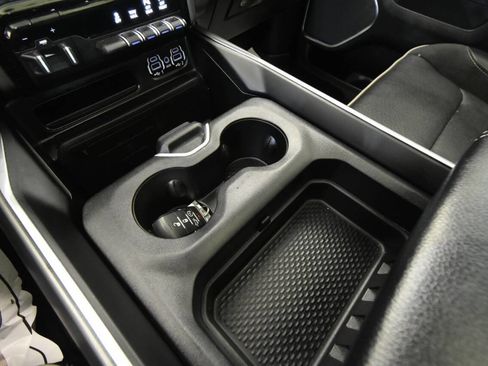 Used 2020 RAM 1500 Laramie image 24