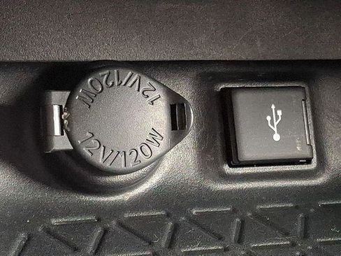 Certified 2021 Toyota RAV4 LE image 24