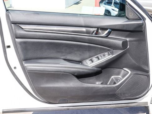 Used 2022 Honda Accord Sport image 22