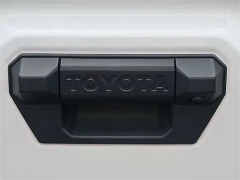 Used 2024 Toyota Tacoma TRD Off-Road image 25