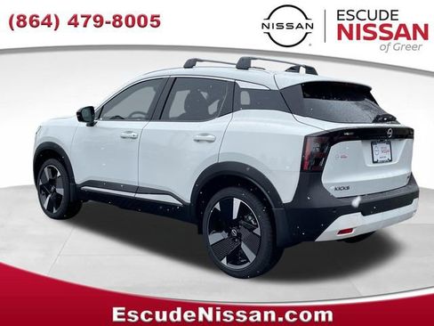 New 2026 Nissan Kicks SR FWD image 5