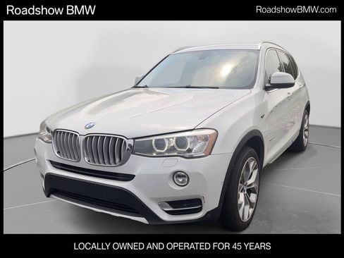 Used 2017 BMW X3 xDrive28i AWD/4WD image 1