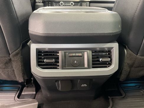 Used 2024 Ford F250 Lariat w/ Sport Appearance Package AWD/4WD image 20