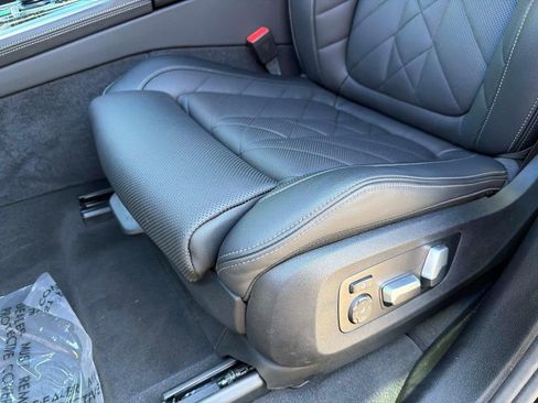 Used 2025 BMW X5 xDrive40i w/ Premium Essential Package AWD/4WD image 37