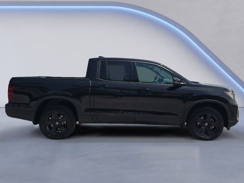 New 2026 Honda Ridgeline Black Edition image 7