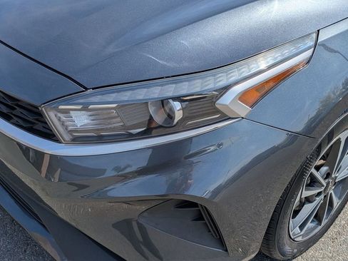 Used 2023 Kia Forte LXS w/ LXS Technology Package FWD image 9