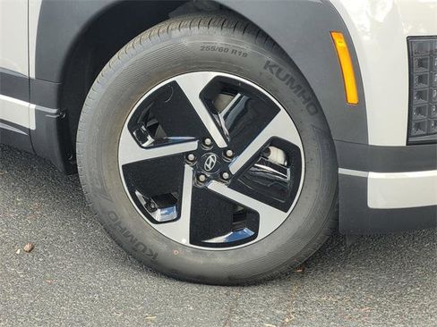 New 2026 Hyundai Ioniq 9 SE image 9