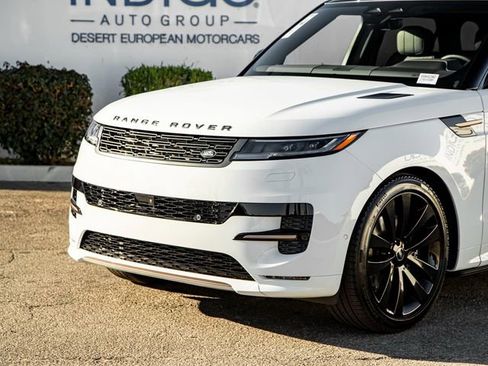 New 2025 Land Rover Range Rover Sport Dynamic SE AWD/4WD image 2