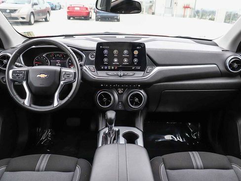 Used 2023 Chevrolet Blazer LT FWD image 12