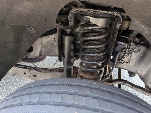 Used 2011 Ford F550 2WD Regular Cab Super Duty w/ Payload Upgrade Pkg image 20