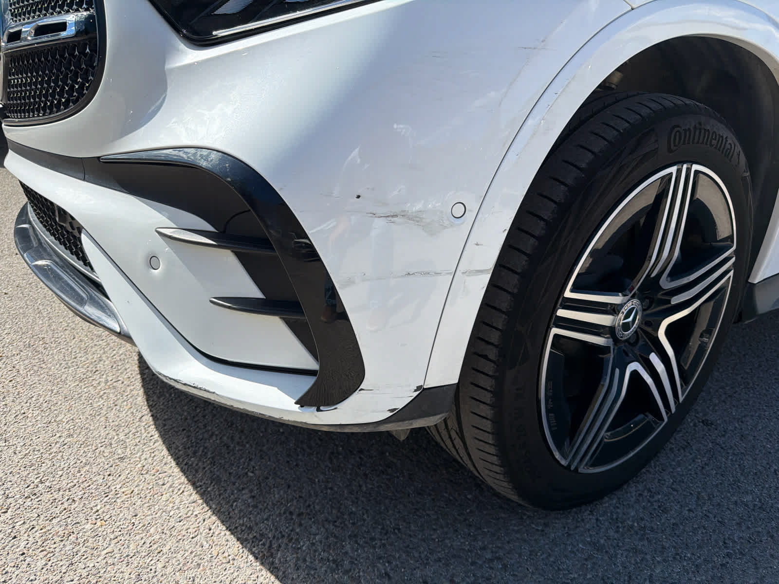 Used 2024 Mercedes-Benz GLC 300 4MATIC w/ AMG Line image 18