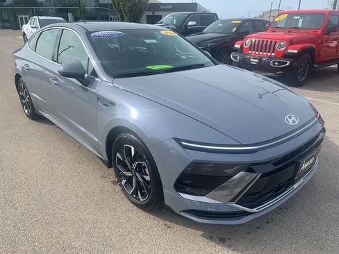 Certified 2025 Hyundai Sonata SEL FWD image 7