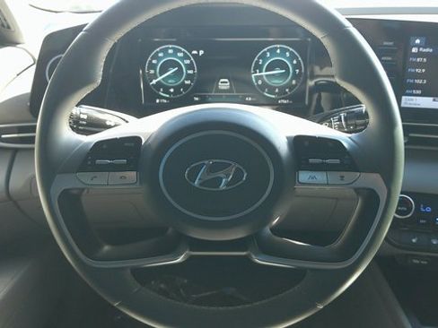 Certified 2021 Hyundai Elantra SEL w/ Convenience + Premium Package image 12