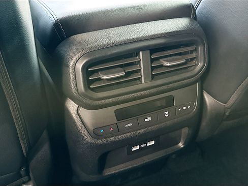 Used 2023 Honda Pilot EX-L image 24