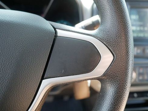 Used 2018 Chevrolet Colorado W/T w/ WT Convenience Package AWD/4WD image 26