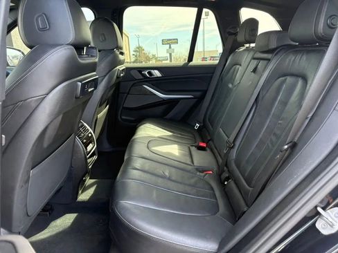 Used 2021 BMW X5 xDrive40i w/ M Sport Package AWD/4WD image 26