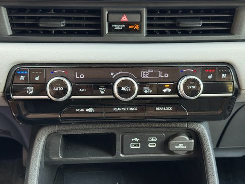 Used 2023 Honda Pilot Elite image 27