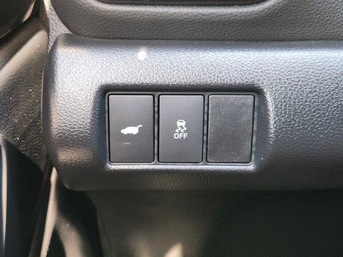 Used 2025 Honda Pilot Touring image 21