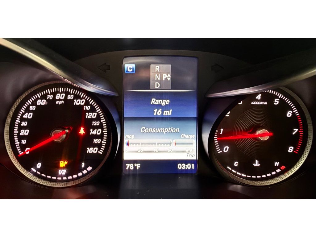 Used 2019 Mercedes-Benz GLC 300 4MATIC image 21