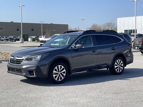 Used 2022 Subaru Outback Premium image 22
