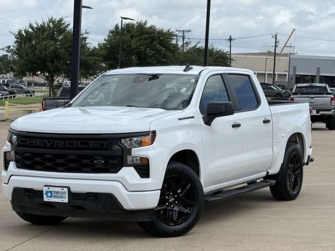 Used 2024 Chevrolet Silverado 1500 Custom w/ LPO, Dark Essentials Package RWD image 2