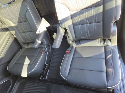 New 2026 Buick Enclave Avenir w/ Super Cruise Package image 32