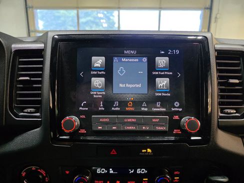 Used 2022 Nissan Frontier PRO-4X w/ Technology Package AWD/4WD image 33