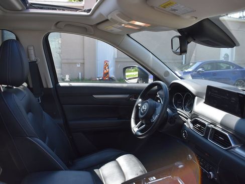Used 2025 MAZDA CX-5 AWD 2.5 S w/ Preferred Package image 21