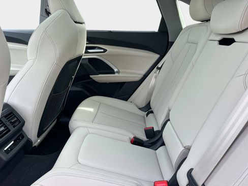 New 2025 Audi Q5 Prestige image 14