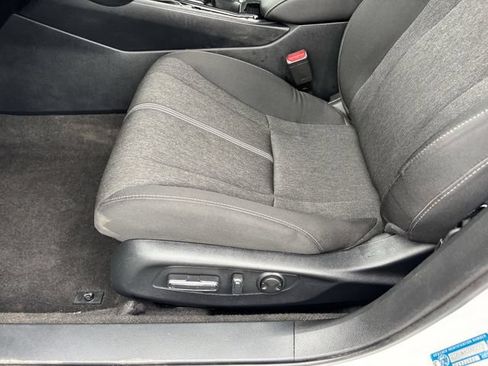 Used 2025 Honda Accord Sport image 22
