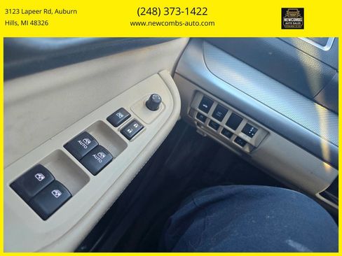 Used 2015 Subaru Legacy 2.5i Premium image 13