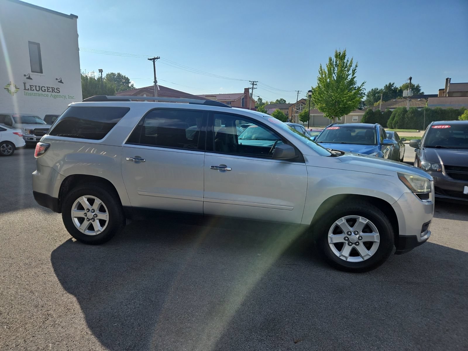 Used 2015 GMC Acadia SLE FWD image 7