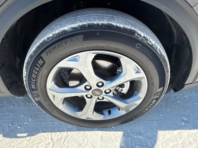 Used 2025 Ford Escape ST-Line AWD/4WD image 22