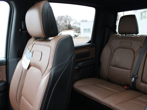 Used 2022 RAM 1500 Limited image 27