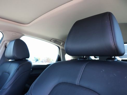 Used 2023 Honda Civic EX-L image 15