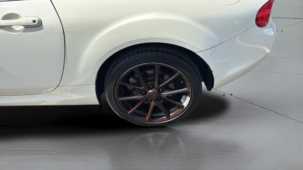 Used 2009 MAZDA MX-5 Miata Touring RWD image 36