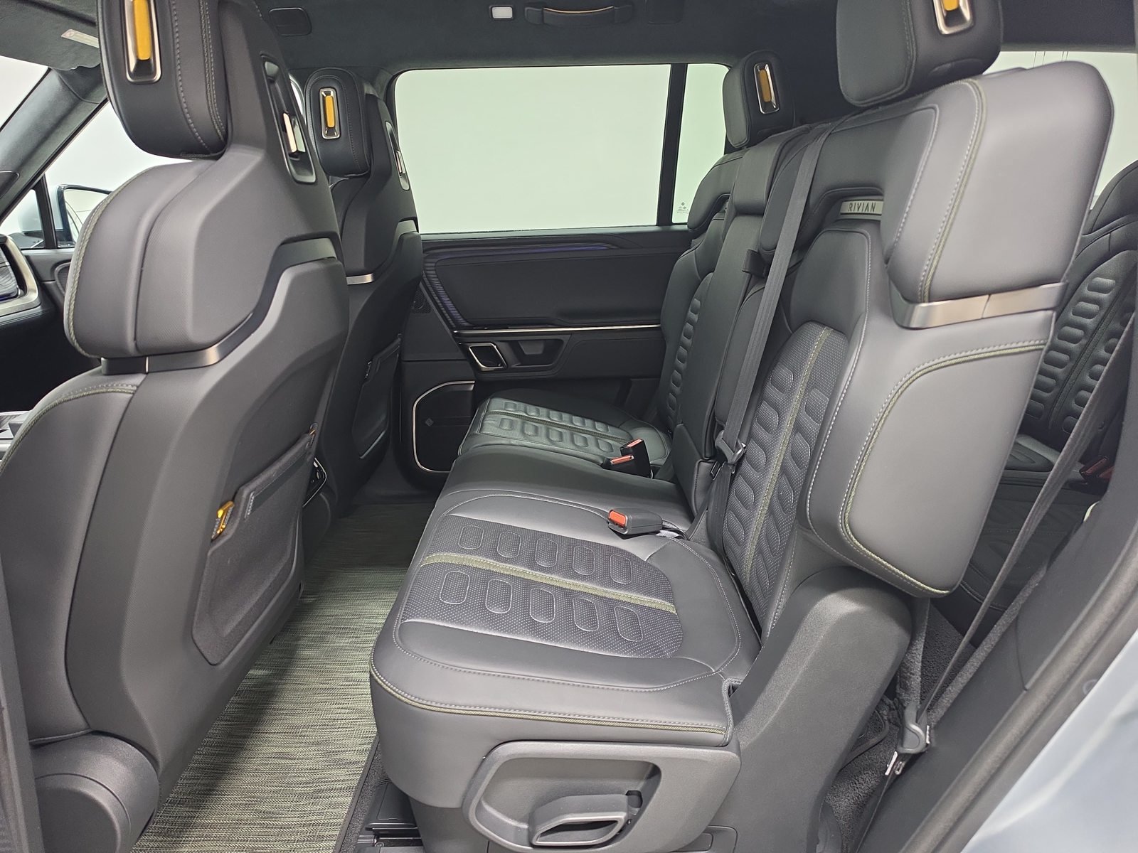 Used 2023 Rivian R1S Adventure Quad AWD/4WD image 21