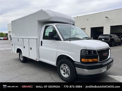 New 2025 GMC Savana 3500 w/ Power Convenience Package