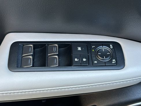 Used 2017 Lexus RX 350 FWD w/ Premium Package image 12