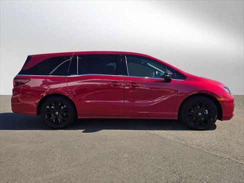 Used 2025 Honda Odyssey Sport-L image 2