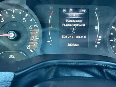 Used 2022 Jeep Compass Latitude image 19