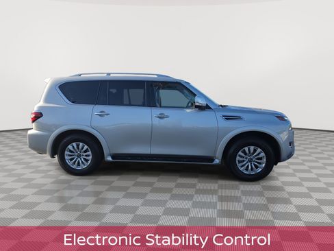 Used 2024 Nissan Armada SV image 10